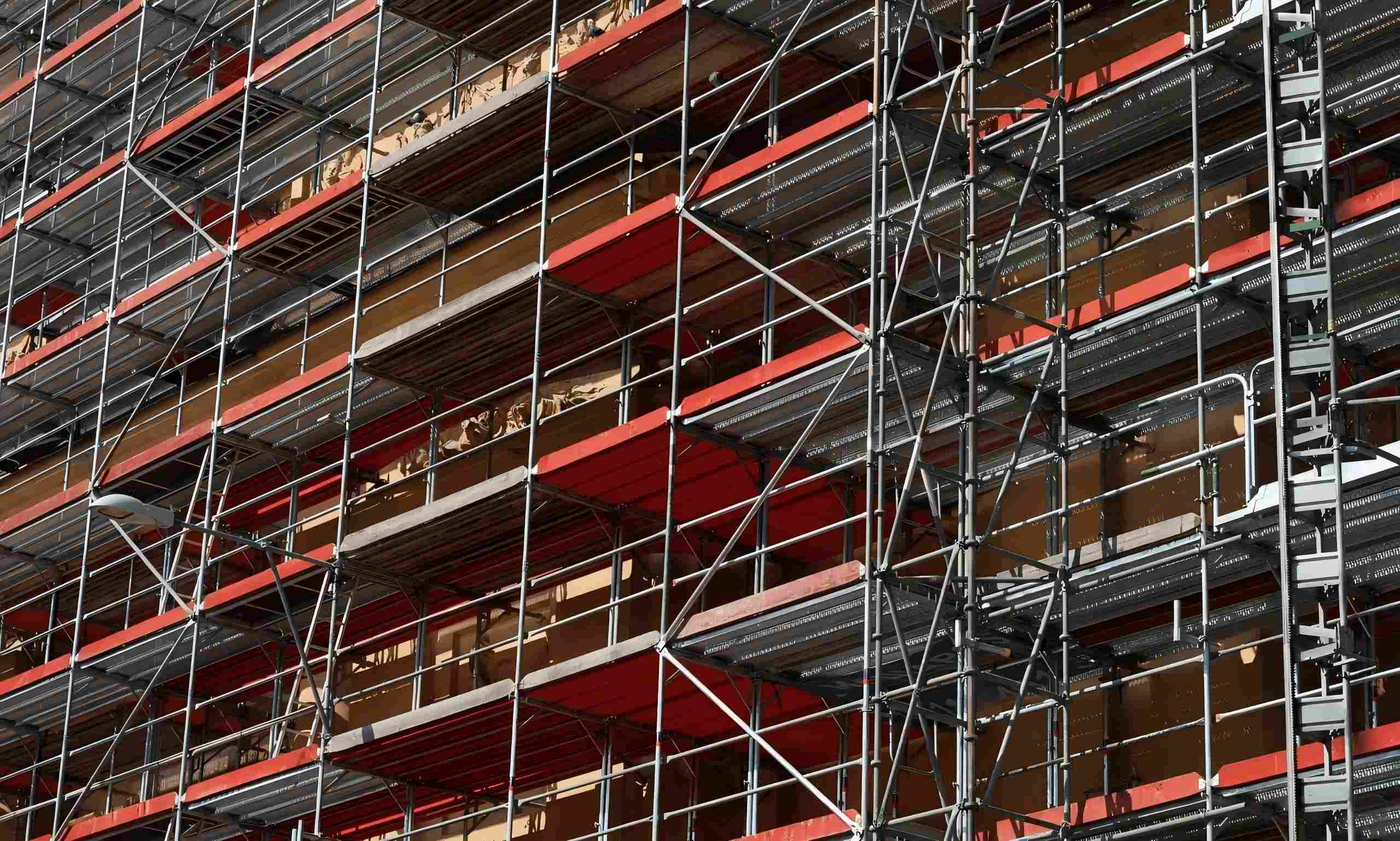 Scaffolding Erection: Safety Standards and Specifications