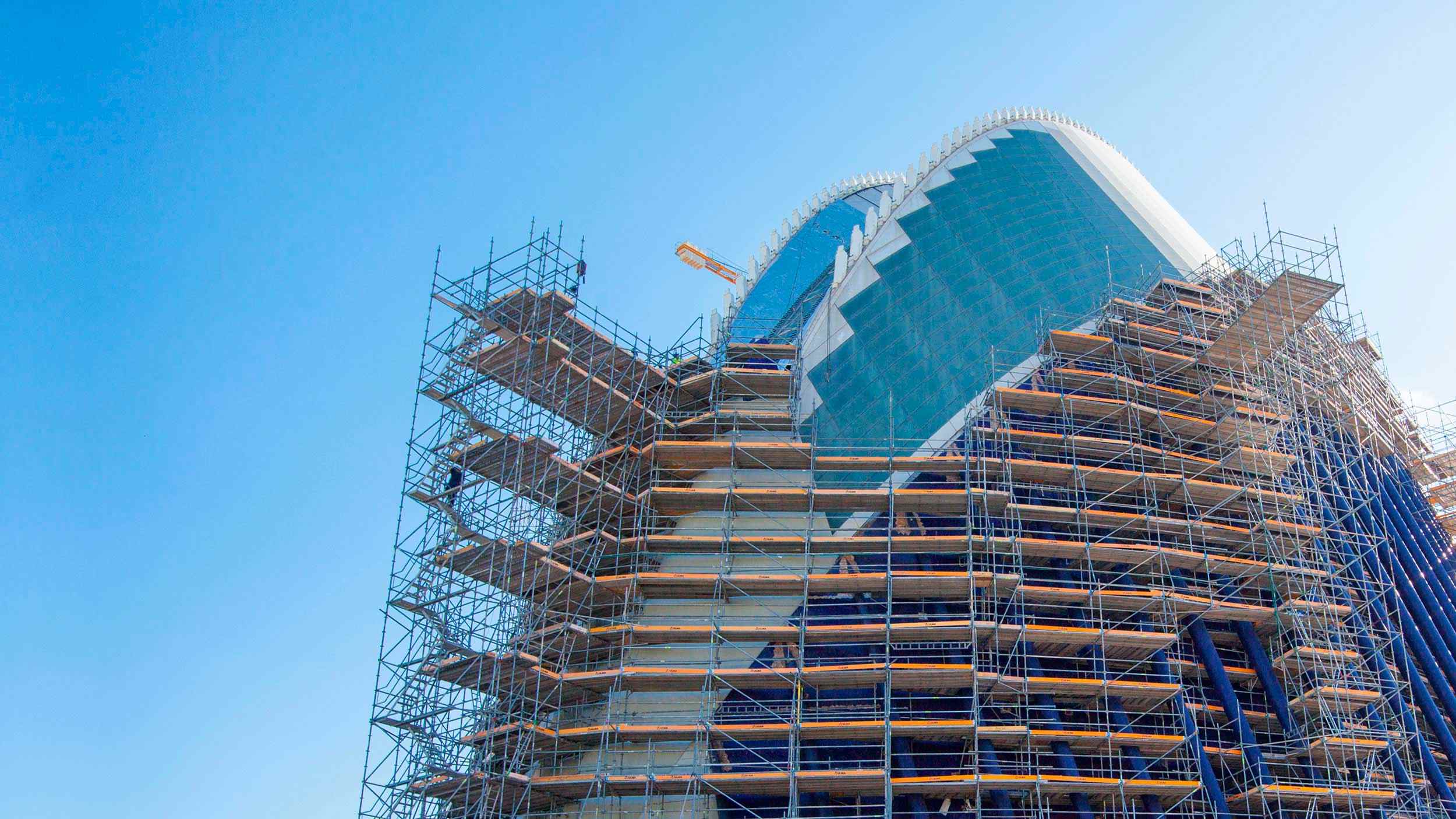 Differences Between Industrial Ringlock Scaffolding and Conventional Scaffolding