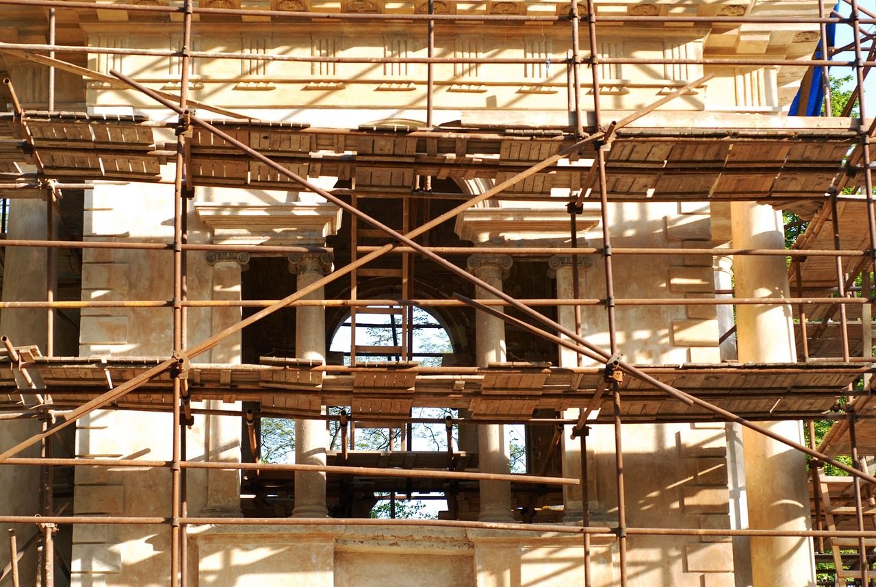 Common Problems and Solutions for 3 Way Scaffold Clamps