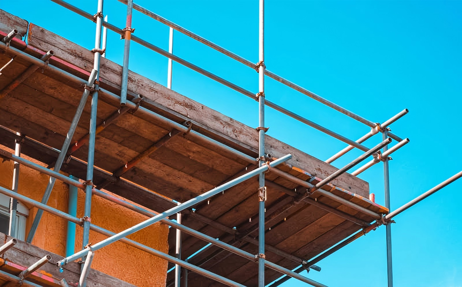 cantilever scaffolding